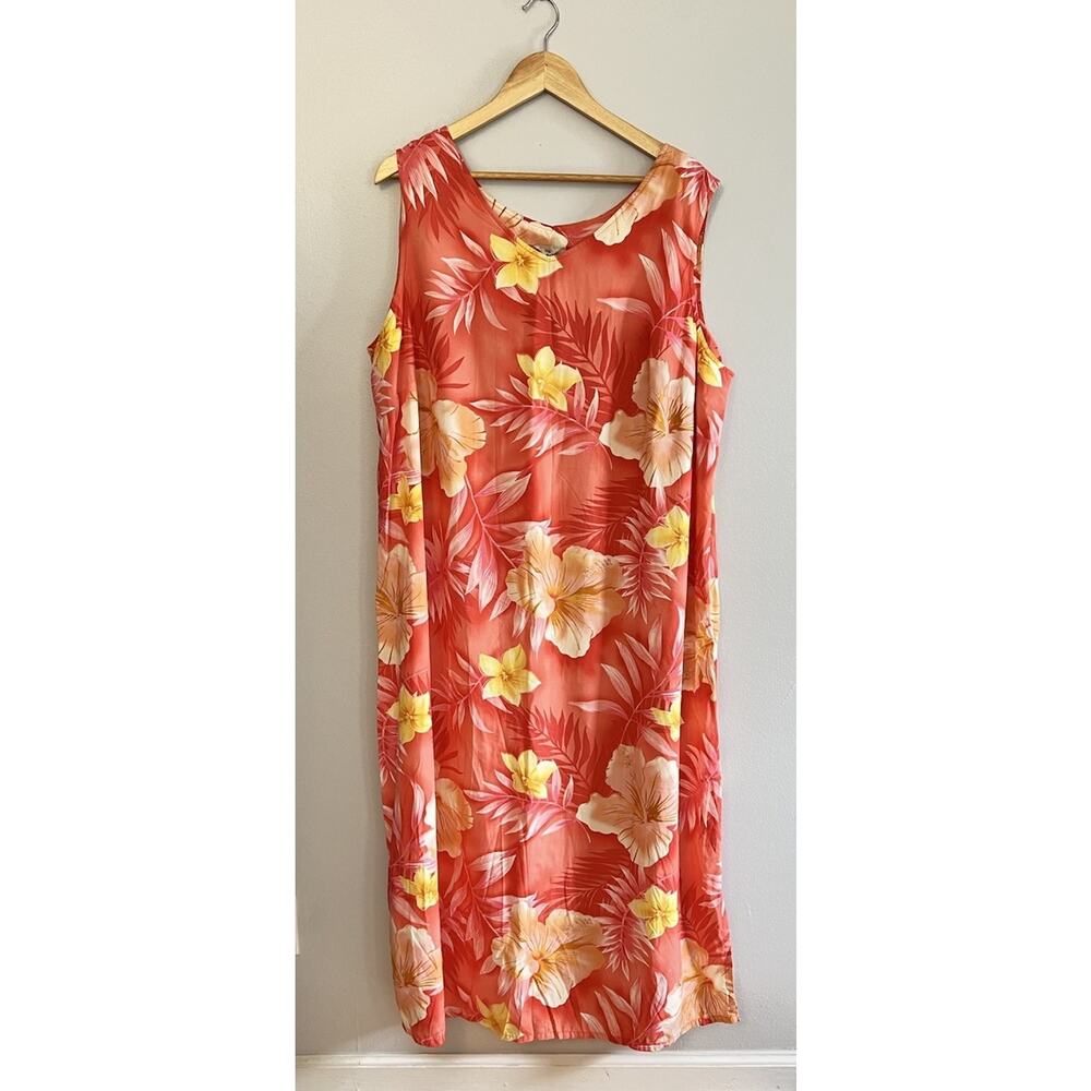 Vintage Hilo Hattie Dress Coral Floral Hawaiian Maxi Muumuu Size 2XL Rayon 52”L